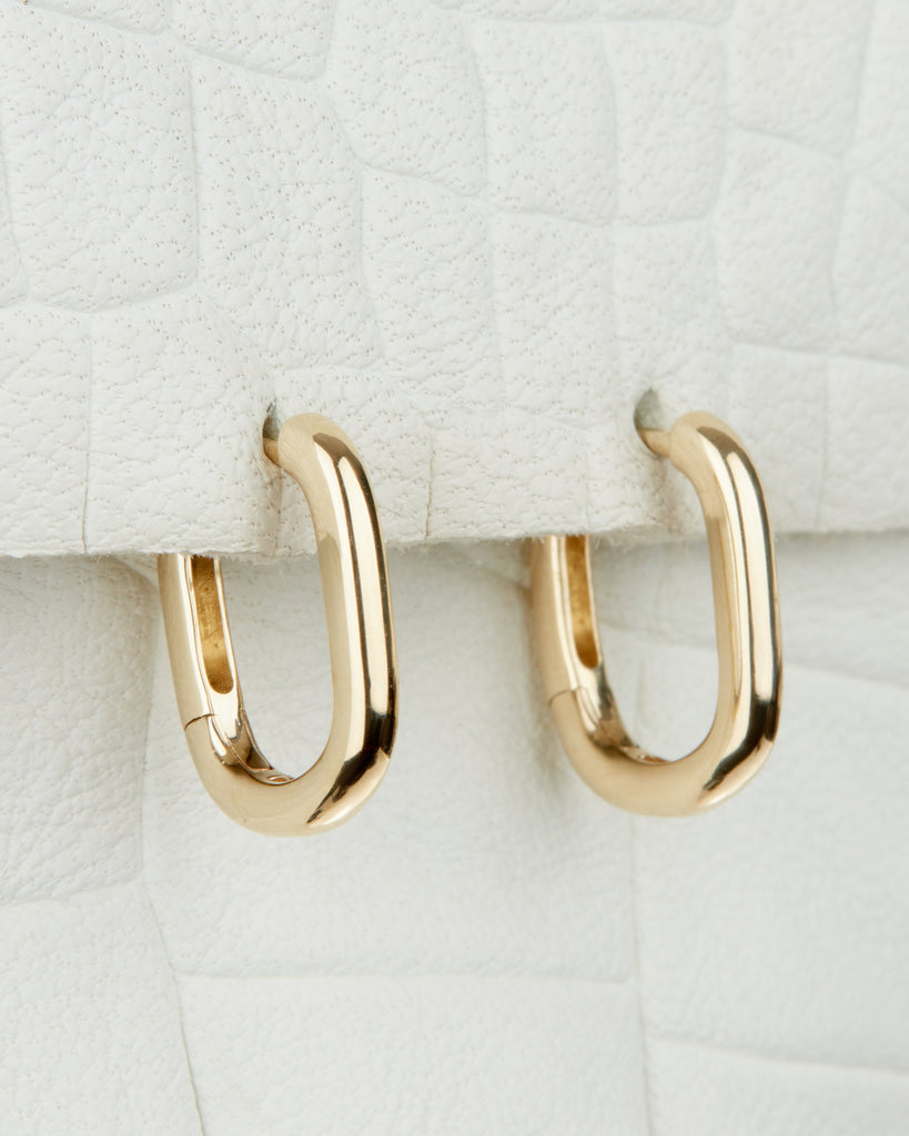 The Chain Link Huggies