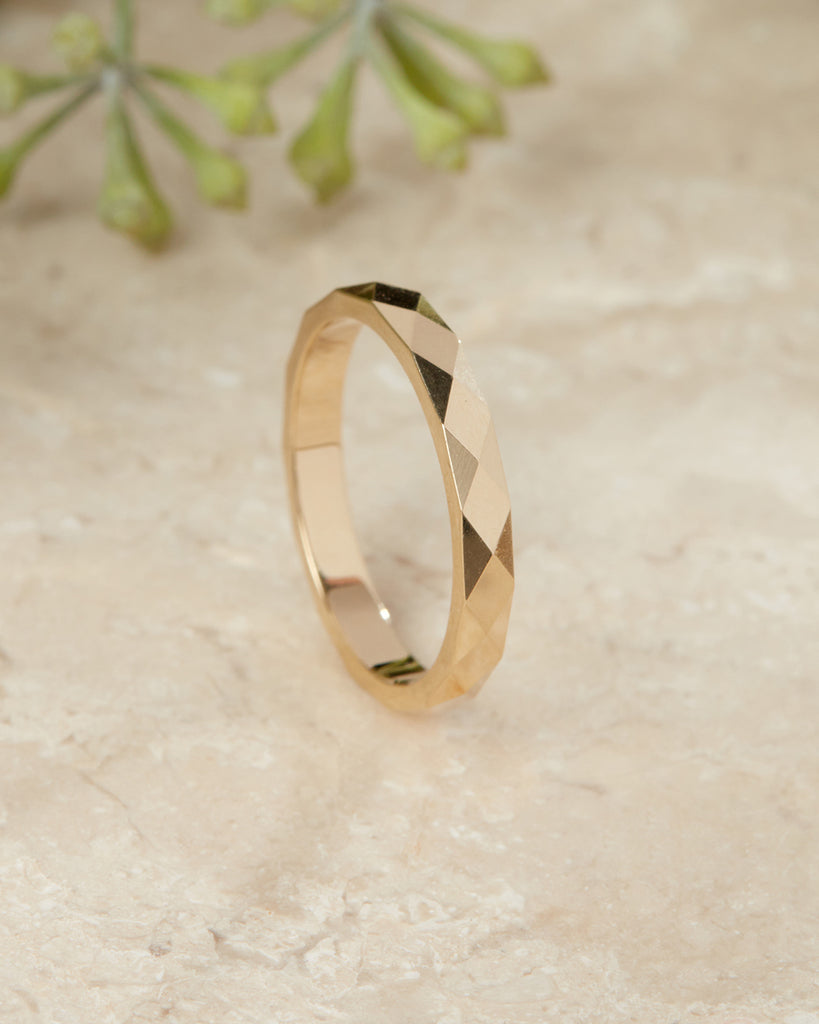 The Diamonte-Facet Band