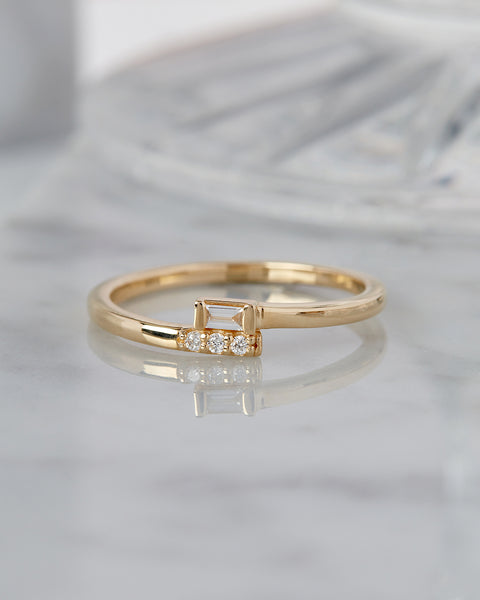 The Split Baguette Ring